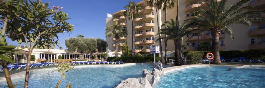 Aparthotel Alcudia Beach, Alcudia, Majorca